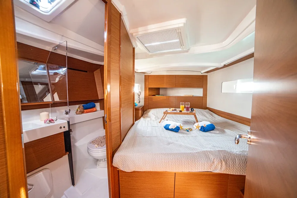 Yacht JEANNEAU Sun Odyssey 410 - Marianna - Foto 1