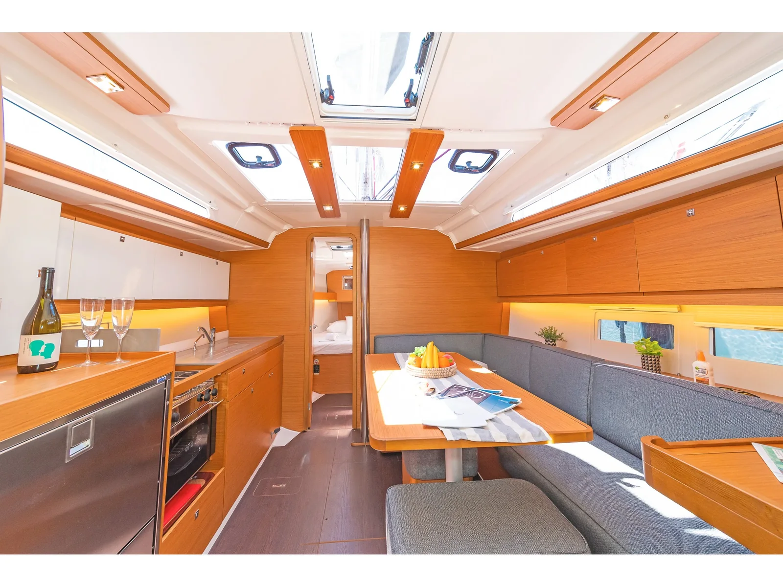 Yacht DUFOUR 390 Grand Large - Easy Living
