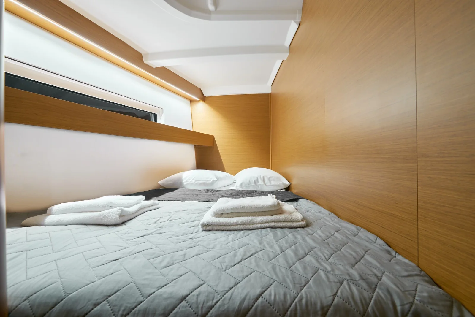 Yacht JEANNEAU Sun Odyssey 440 - Nymeria - Foto 1