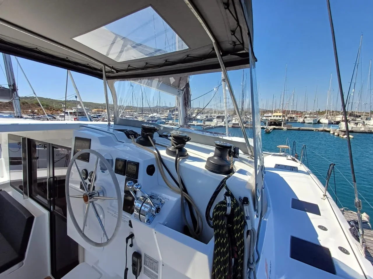 Yacht FOUNTAINE PAJOT Isla 40 - Emirel