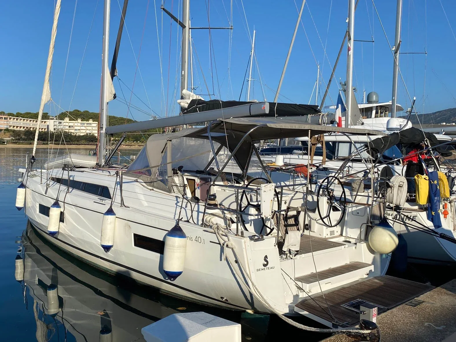 Yacht BENETEAU Oceanis 40.1 - Jean Bart III - Foto 1