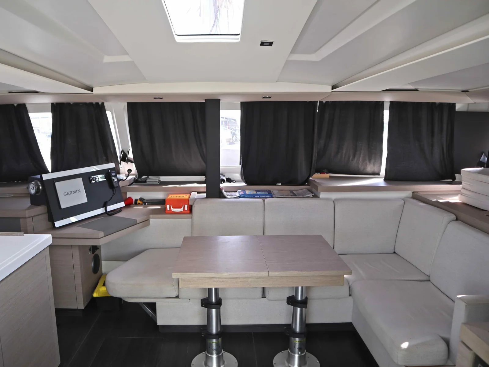 Yacht FOUNTAINE PAJOT Astrea 42 - Hannah III