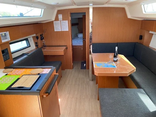 Yacht BAVARIA C42 - Kalispera - Foto 1