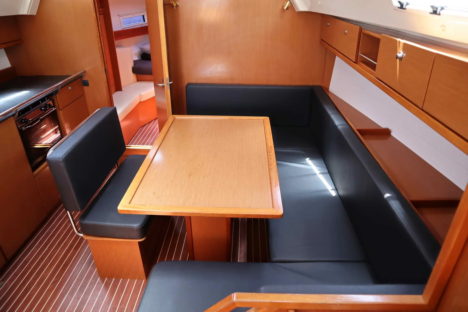 Yacht BAVARIA Cruiser 40 - Fortuna Redux