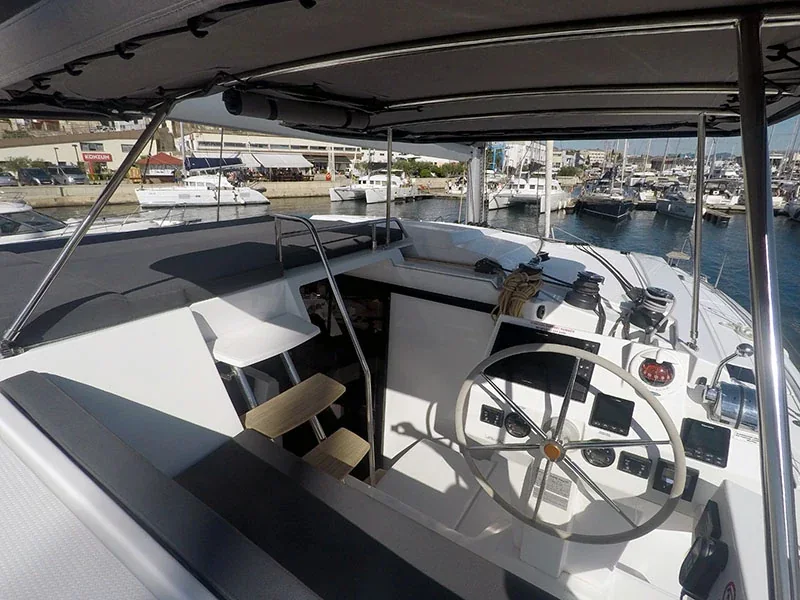 Yacht FOUNTAINE PAJOT Astrea 42 - Imagine - Foto 1