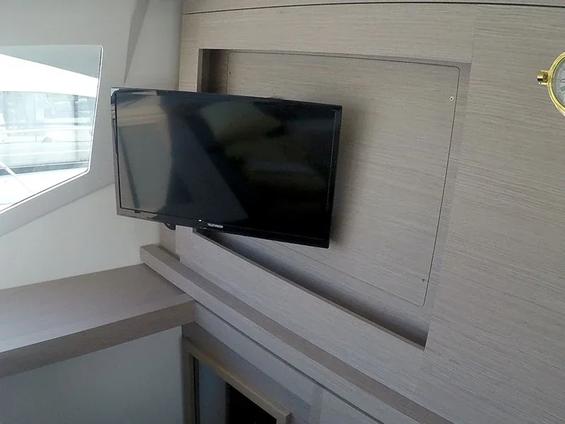 Yacht FOUNTAINE PAJOT Astrea 42 - Imagine - Foto 1
