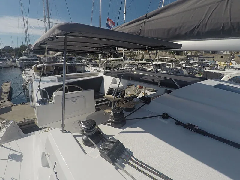 Yacht FOUNTAINE PAJOT Astrea 42 - Imagine - Foto 1