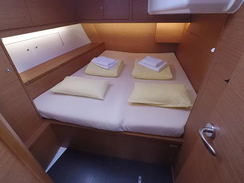 Yacht DUFOUR 470 - Alibaba - Foto 1