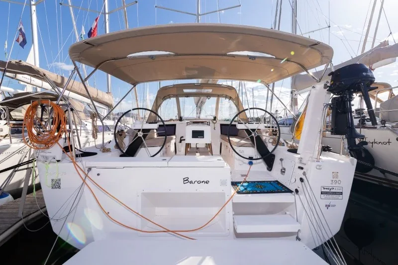 Yacht DUFOUR 390 Grand Large - Barone - Foto 1