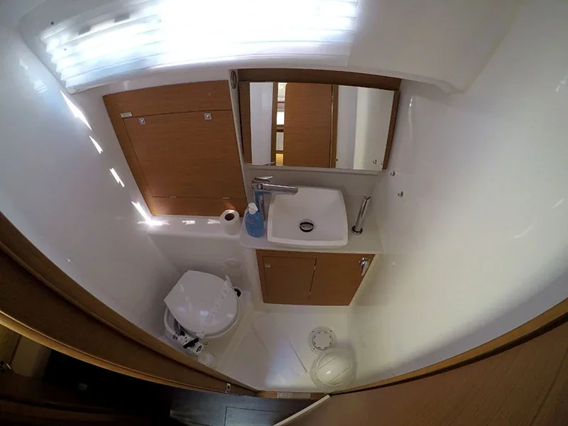 Yacht DUFOUR 390 Grand Large - Barone - Foto 1