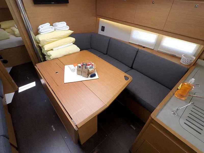 Yacht DUFOUR 390 Grand Large - Barone - Foto 1