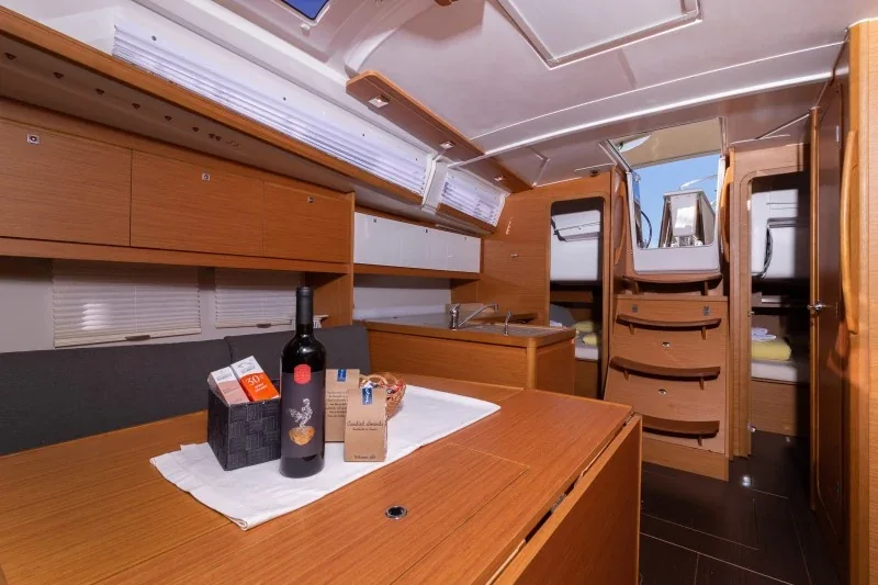 Yacht DUFOUR 390 Grand Large - Barone - Foto 1