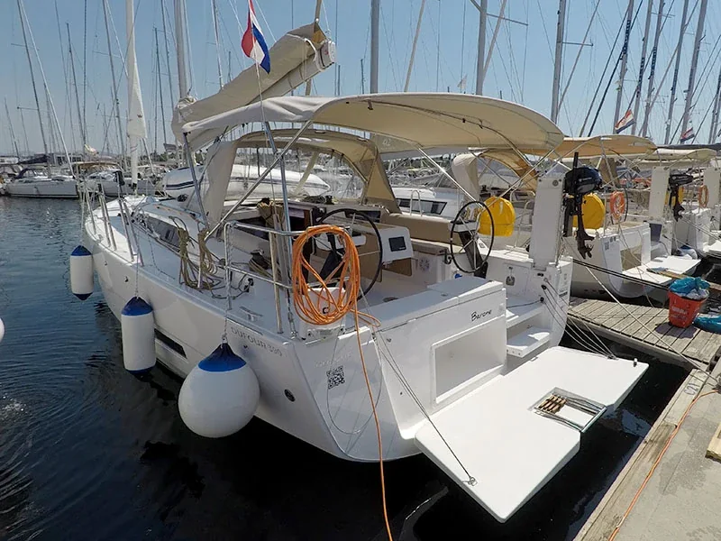 Yacht DUFOUR 390 Grand Large - Barone - Foto 1