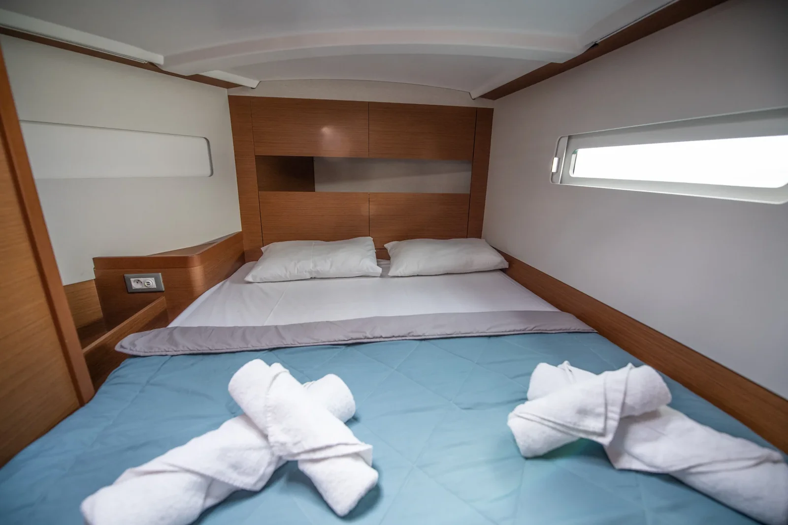 Yacht JEANNEAU Sun Odyssey 410 - Alaska - Foto 1
