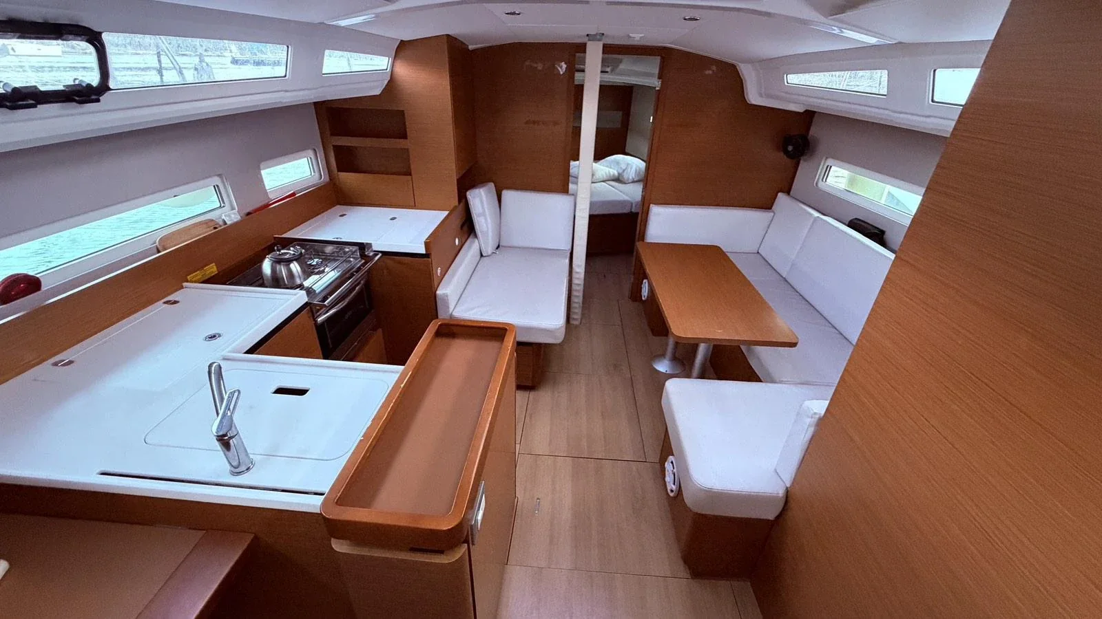 Yacht JEANNEAU Sun Odyssey 410 - Alaska - Foto 1