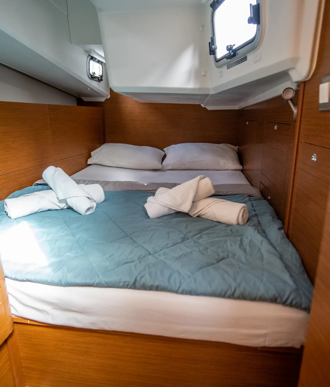 Yacht JEANNEAU Sun Odyssey 410 - Alaska - Foto 1