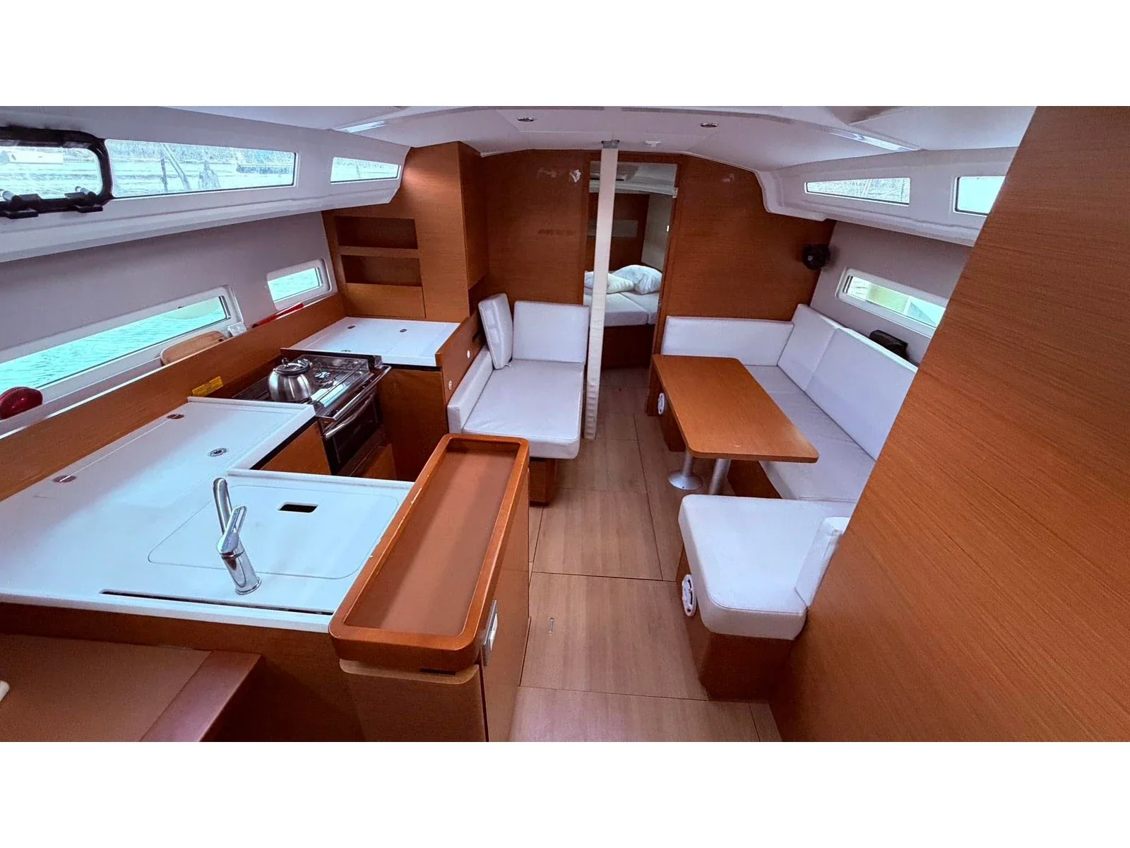 Yacht JEANNEAU Sun Odyssey 410 - Alaska - Foto 1