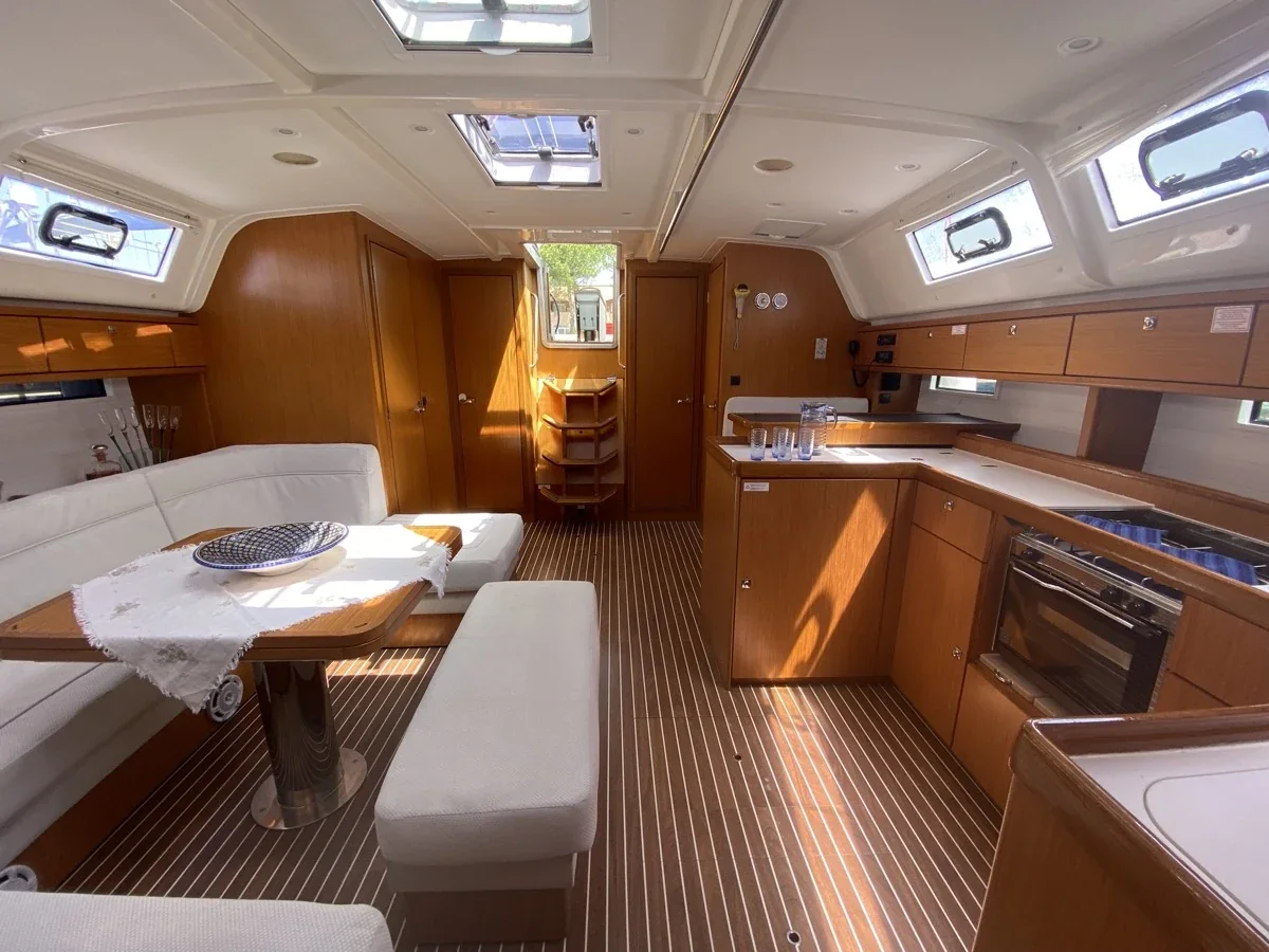 Yacht BAVARIA Cruiser 51 - Rutilicus
