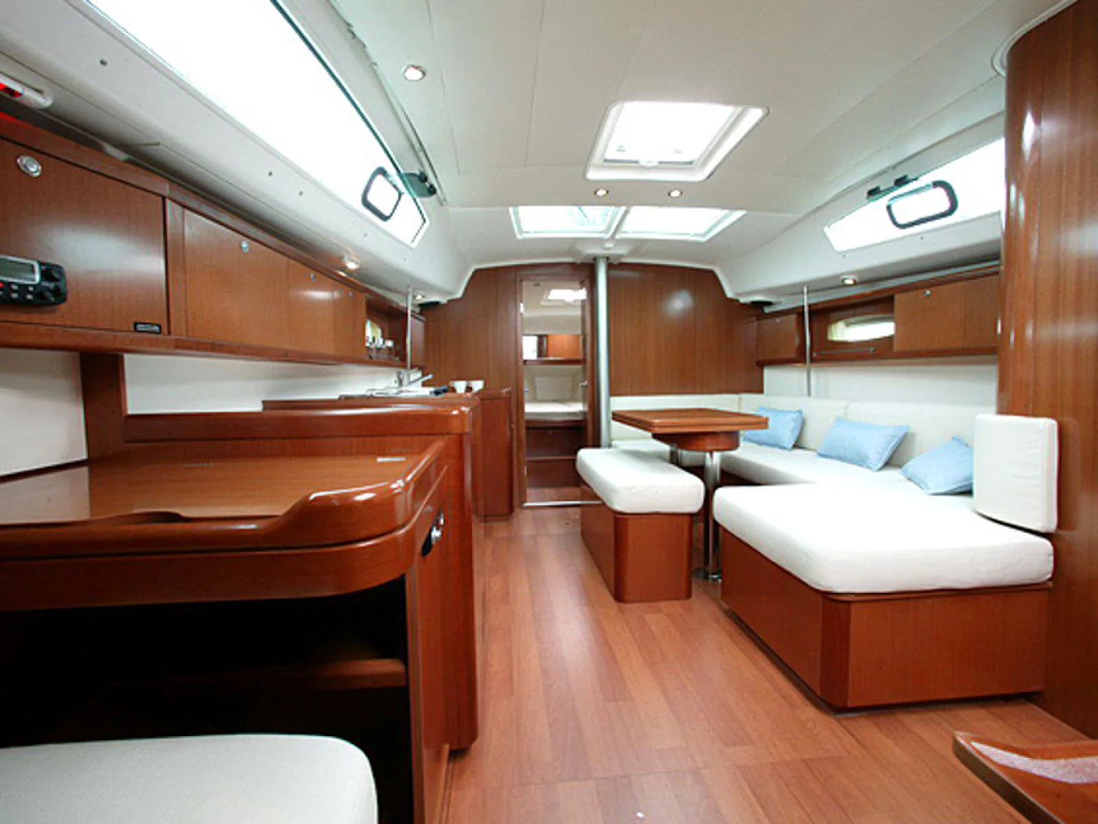 Yacht BENETEAU Oceanis 40 - Tosca - Foto 1