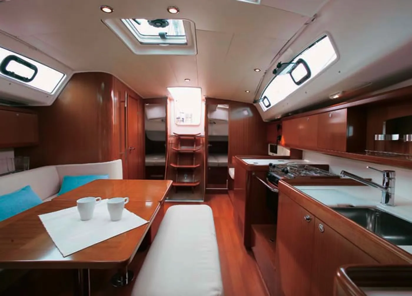 Yacht BENETEAU Oceanis 40 - Tosca - Foto 1
