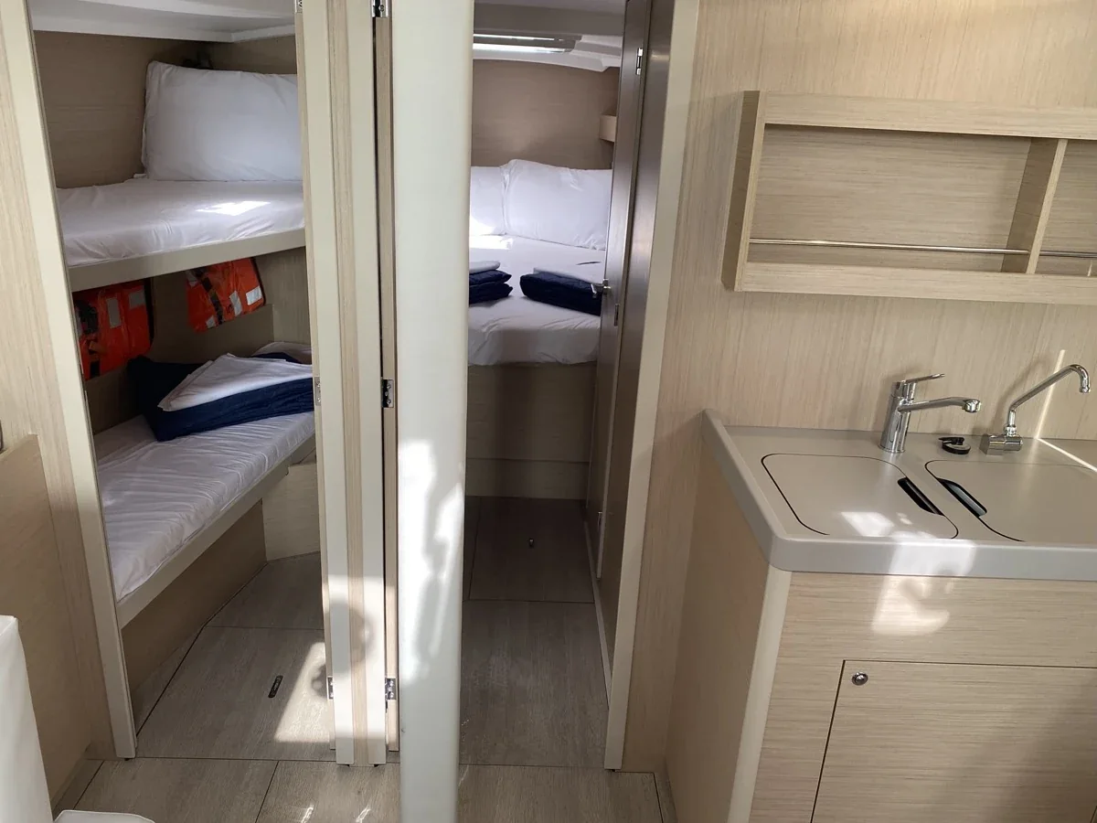 Yacht BENETEAU Oceanis 40.1 - Blue Eyes II - Foto 1