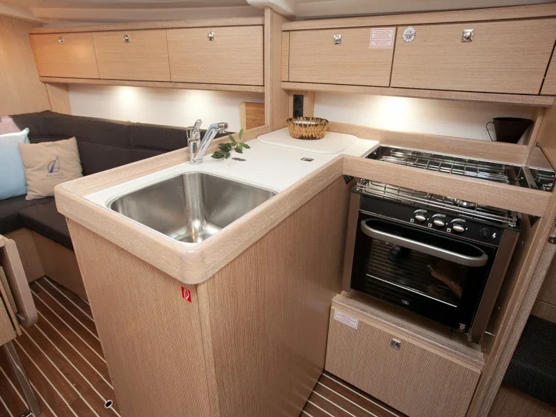 Yacht BAVARIA Cruiser 34 Style - Cookie - Foto 1