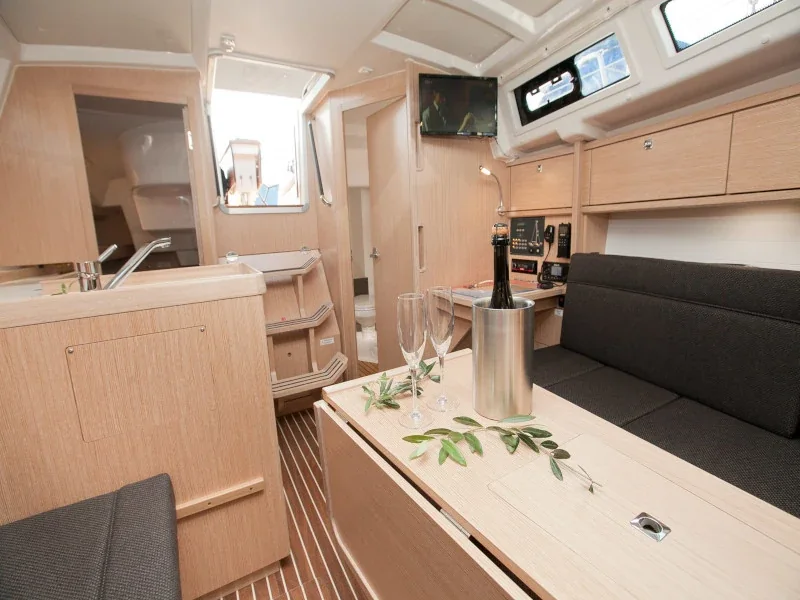 Yacht BAVARIA Cruiser 34 Style - Cookie - Foto 1