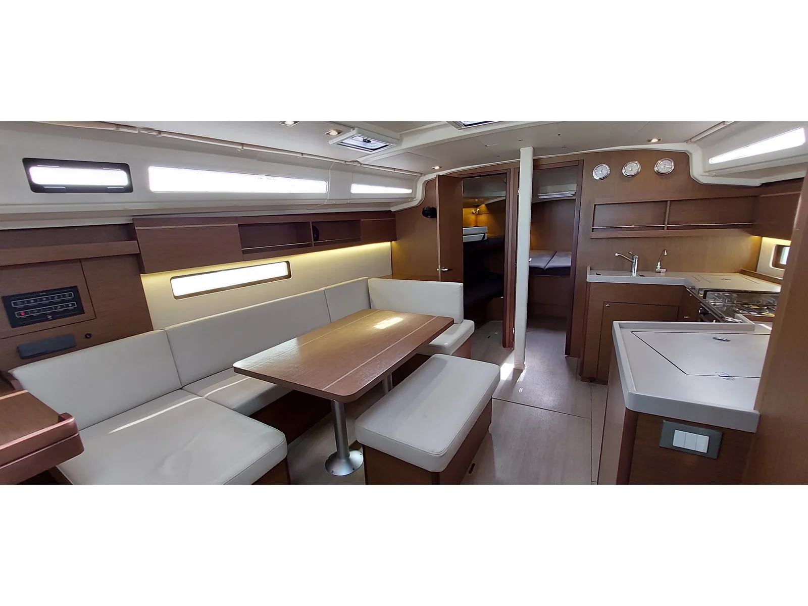 Yacht BENETEAU Oceanis 40.1 - Hadar - Foto 1
