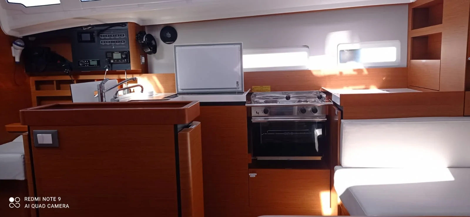 Yacht JEANNEAU Sun Odyssey 410 - Alboran Verdejo - Foto 1