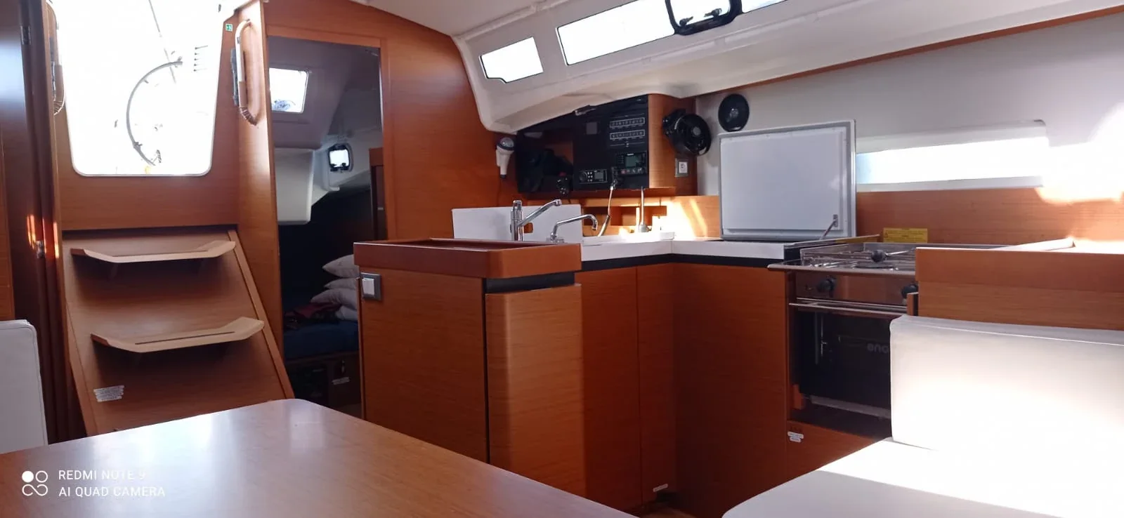 Yacht JEANNEAU Sun Odyssey 410 - Alboran Verdejo - Foto 1