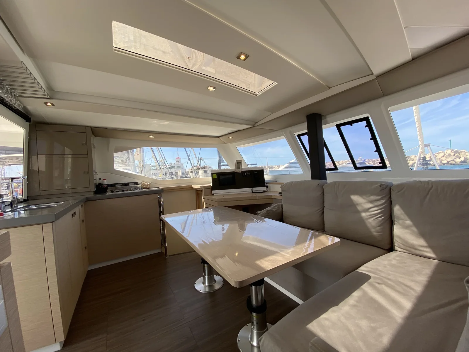 Yacht FOUNTAINE PAJOT Lucia 40 - Aquila - Foto 1
