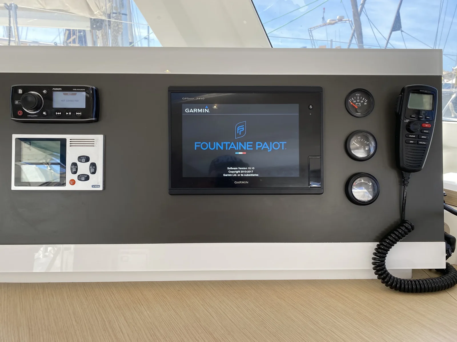 Yacht FOUNTAINE PAJOT Lucia 40 - Papaya - Foto 1
