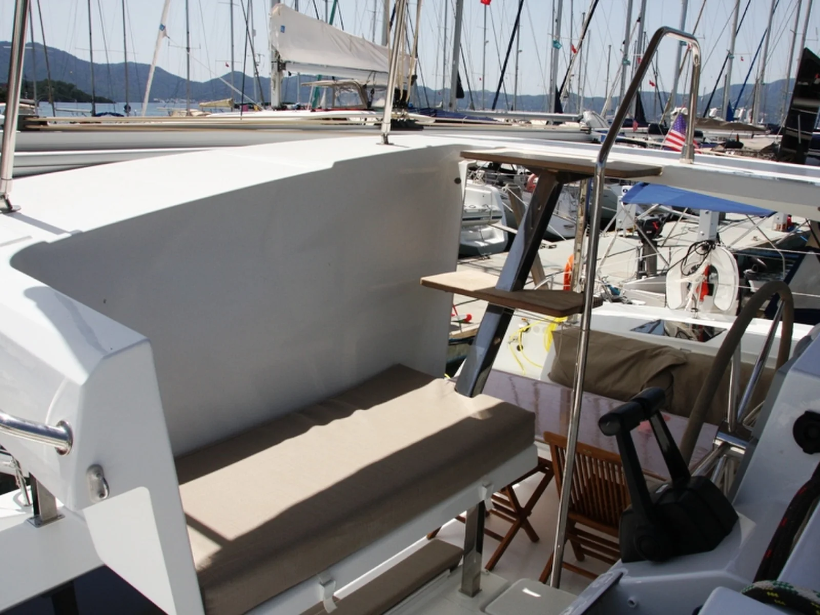 Yacht FOUNTAINE PAJOT Lucia 40 - Sky Maria - Foto 1
