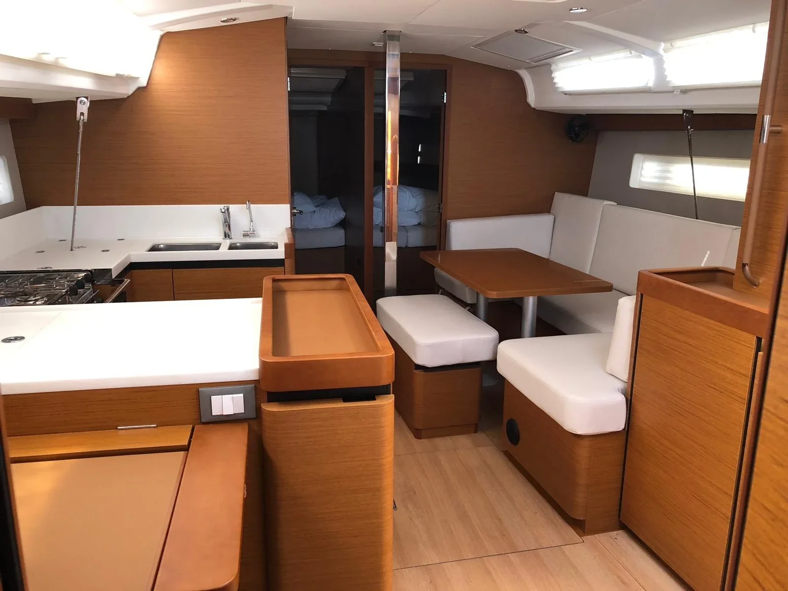 Yacht JEANNEAU Sun Odyssey 440 - Obi Wan Kenobi - Foto 1