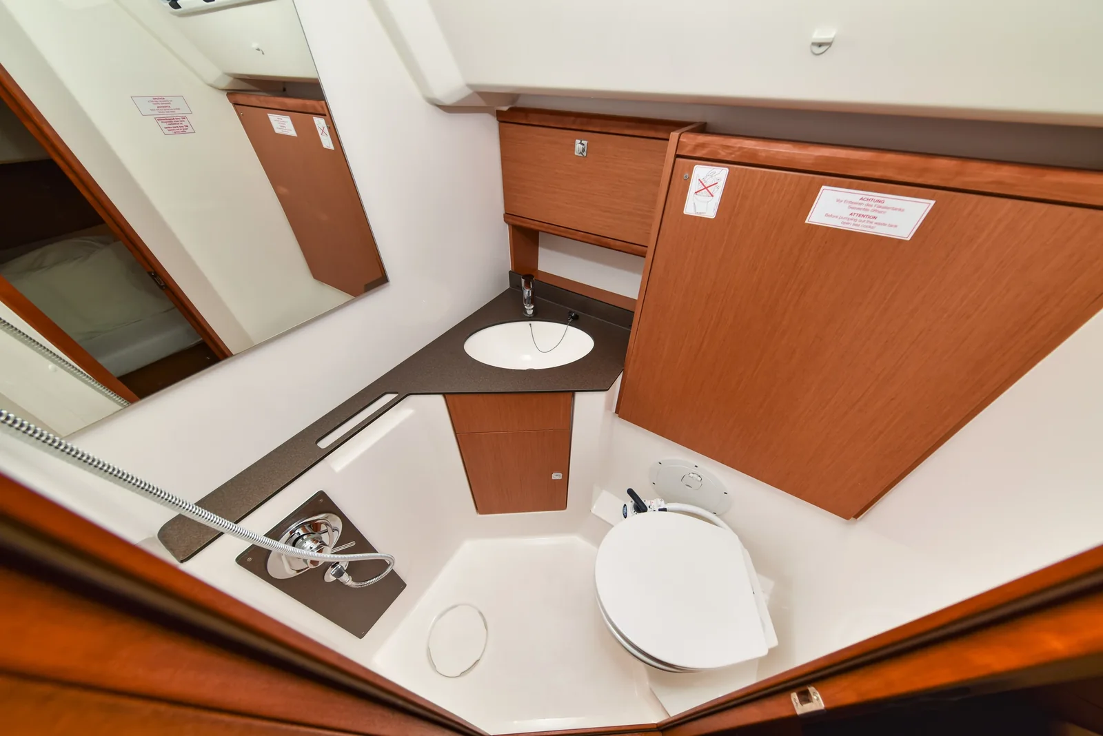 Yacht BAVARIA Cruiser 46 - Borgo Erizzo - Foto 1