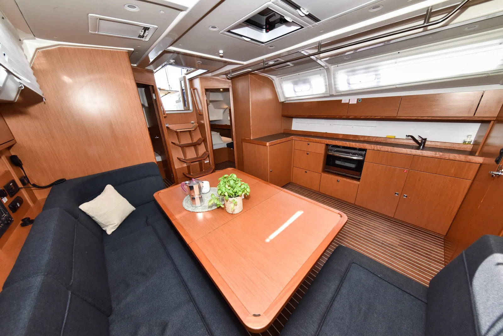 Yacht BAVARIA Cruiser 46 - Borgo Erizzo - Foto 1