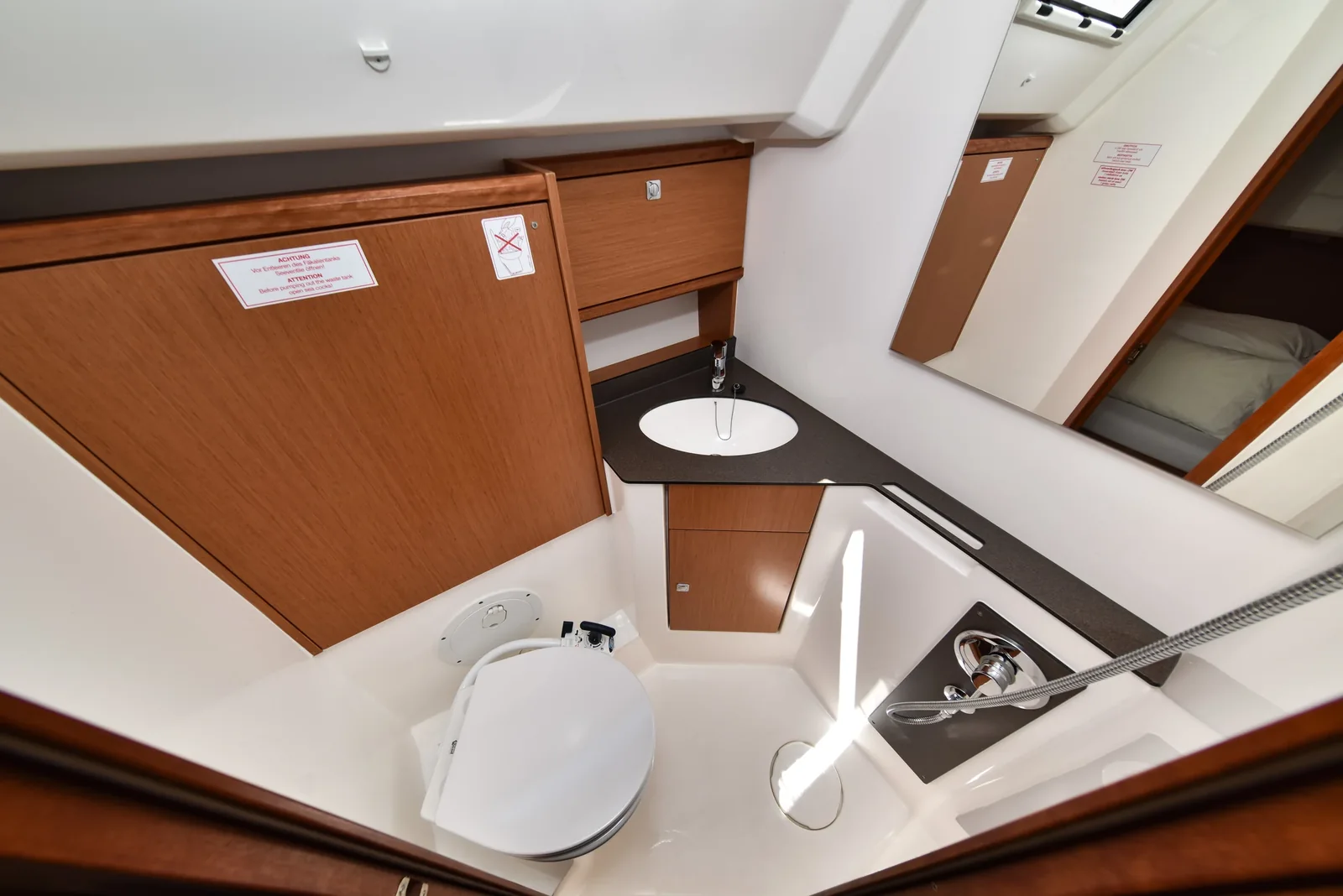Yacht BAVARIA Cruiser 46 - Borgo Erizzo - Foto 1
