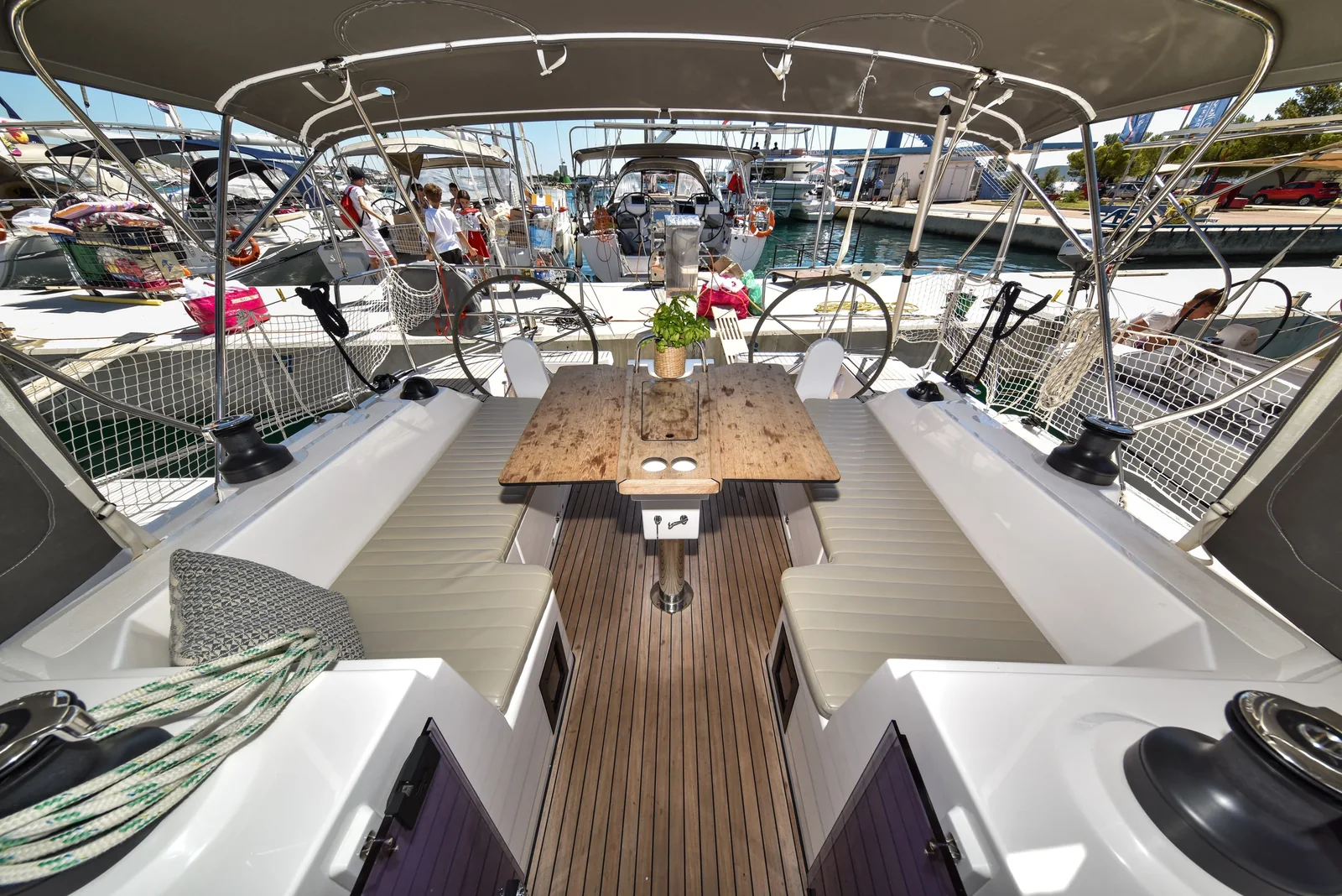 Yacht BAVARIA C38 - Seka VI - Foto 19