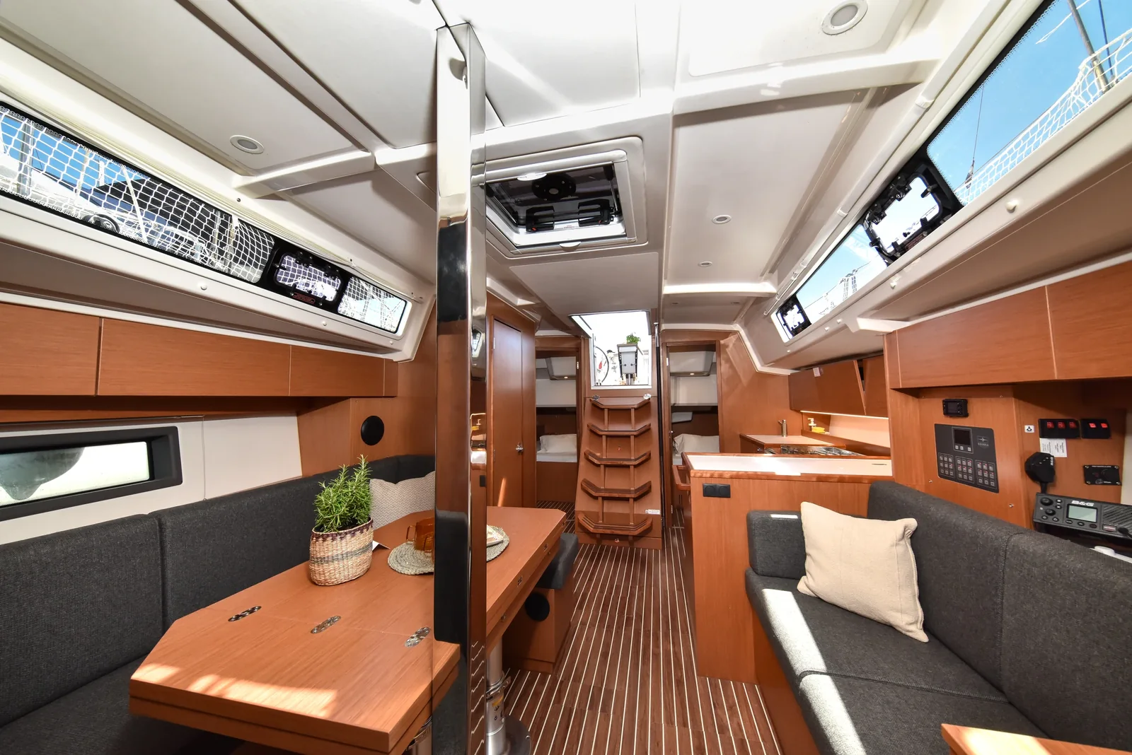 Yacht BAVARIA C38 - Seka VI - Foto 20