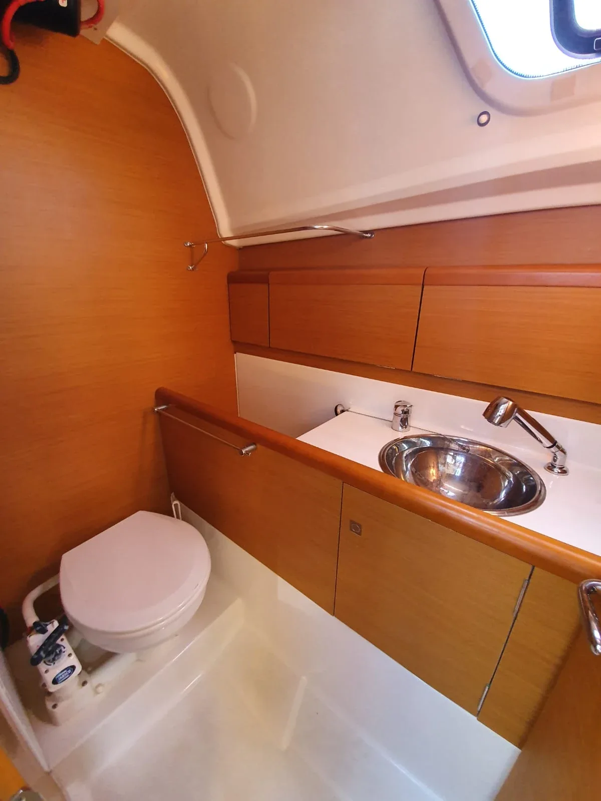 Yacht JEANNEAU Sun Odyssey 33i - Aqua - Foto 1
