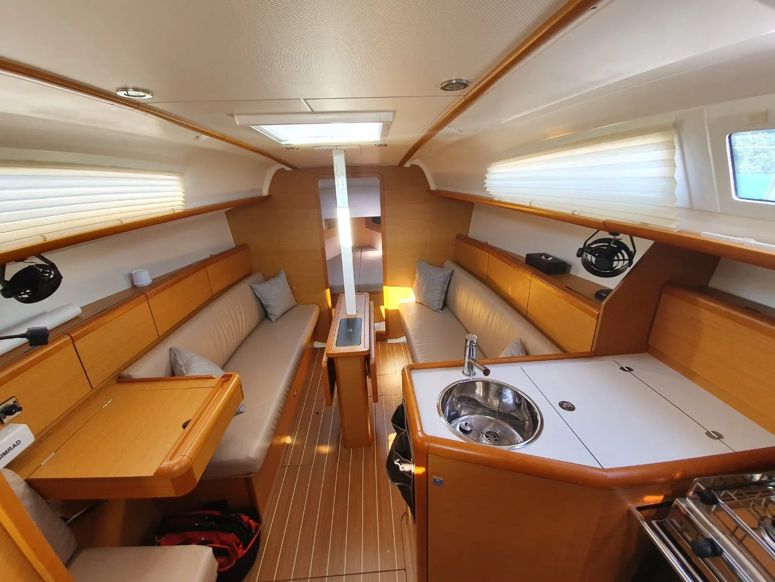 Yacht JEANNEAU Sun Odyssey 33i - Aqua - Foto 1