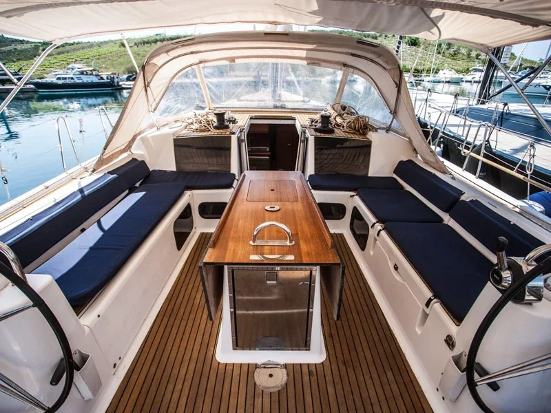 Yacht DUFOUR 56 Exclusive - Kazka - Foto 4
