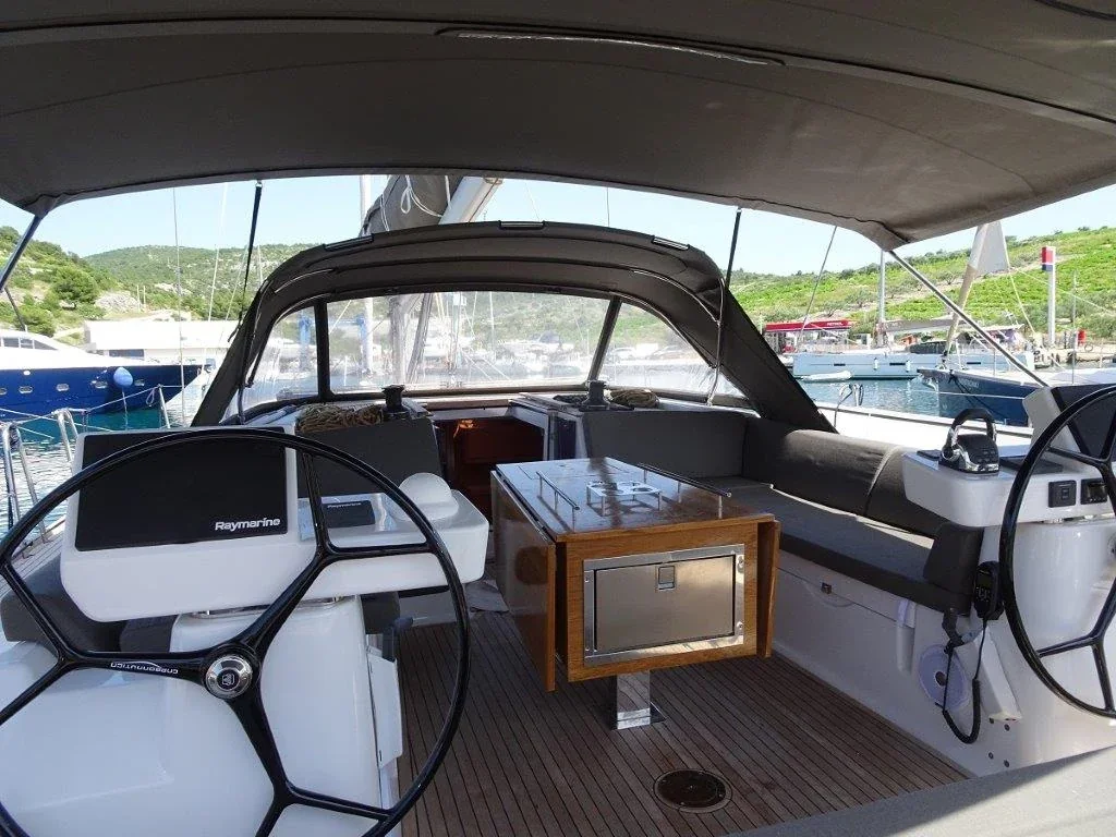 Yacht DUFOUR 520 Grand Large - Zephyros - Foto 6