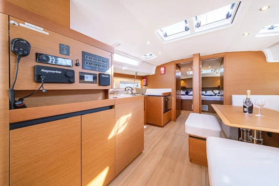 Yacht JEANNEAU Sun Odyssey 490 - Freki - Foto 14