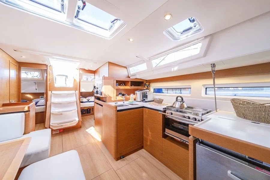 Yacht JEANNEAU Sun Odyssey 490 - Freki - Foto 18