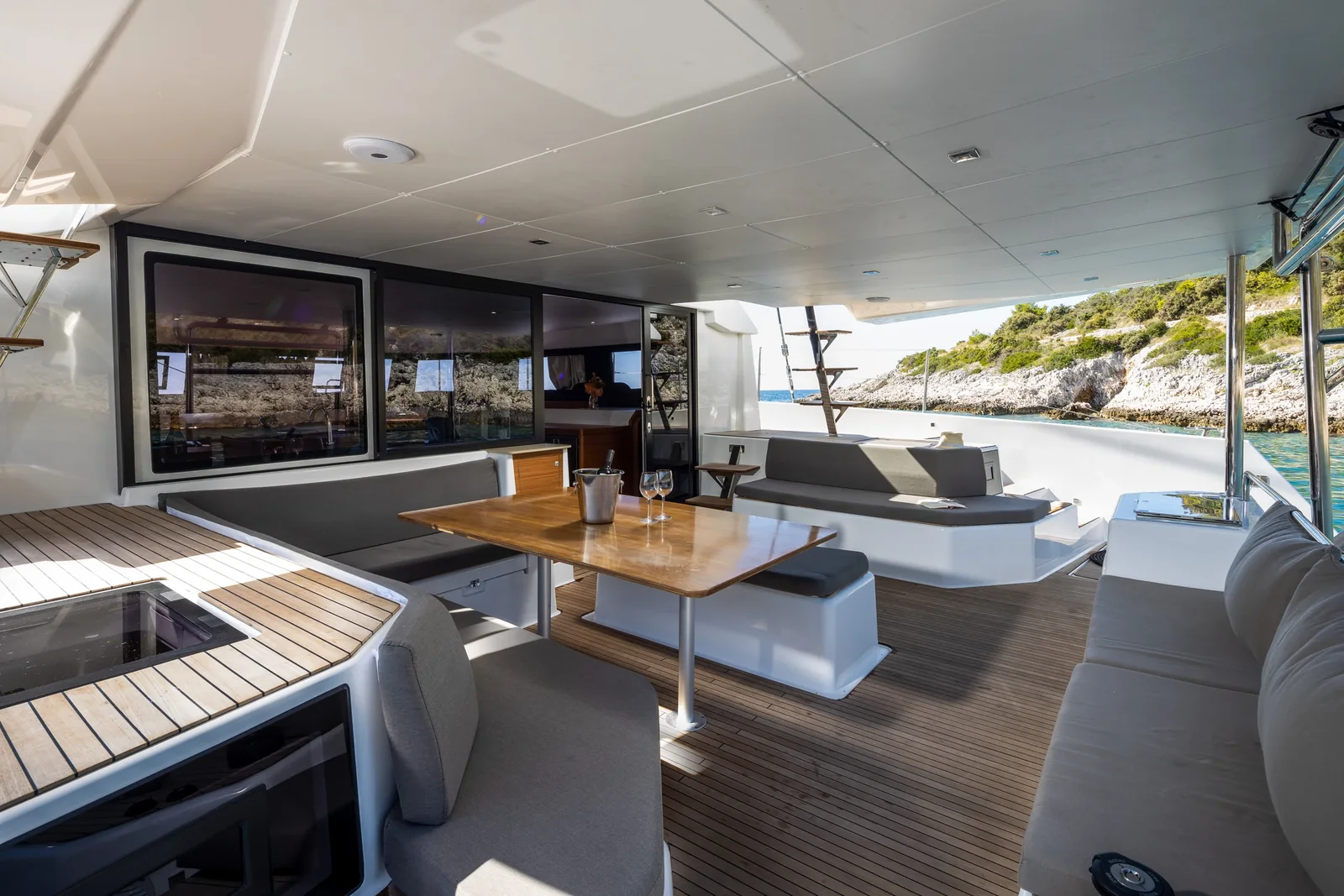 Yacht DUFOUR 48 Catamaran - Roy - Foto 15