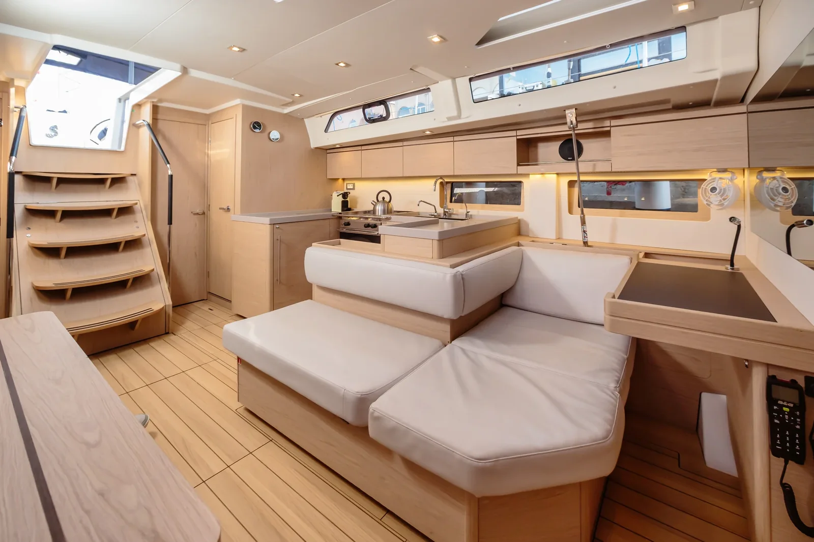 Yacht BENETEAU Oceanis 51.1 - Maelle - Foto 1