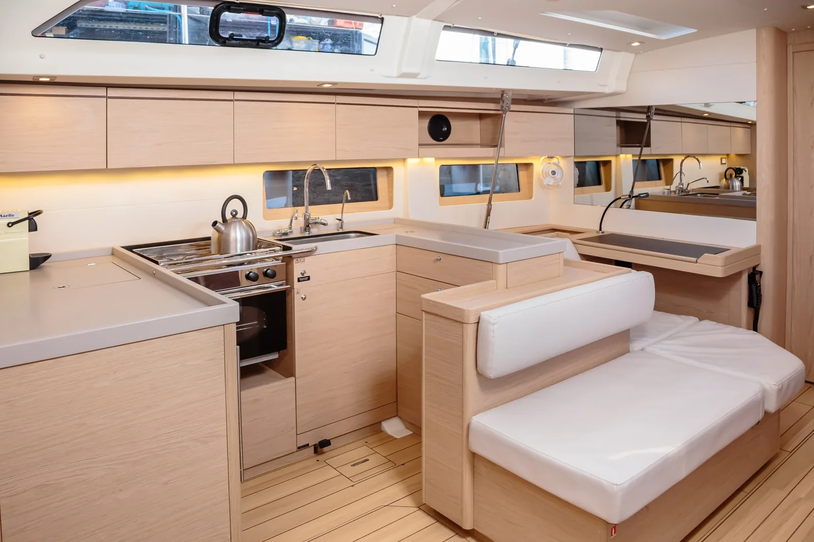Yacht BENETEAU Oceanis 51.1 - Maelle - Foto 1