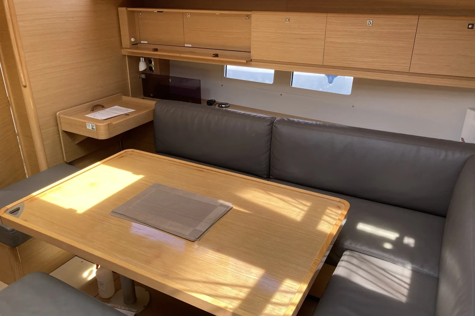 Yacht DUFOUR 460 Grand Large - Abraxan - Foto 1