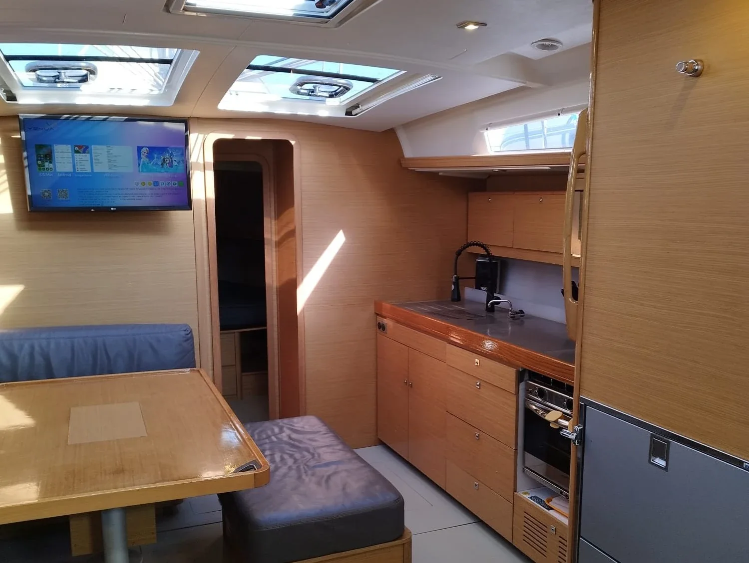 Yacht DUFOUR 460 Grand Large - Abraxan - Foto 1